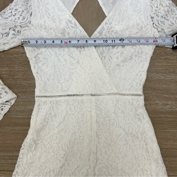 Lulus Lace Bell Sleeve Romper White Faux Wrap S - Picture 15 of 16